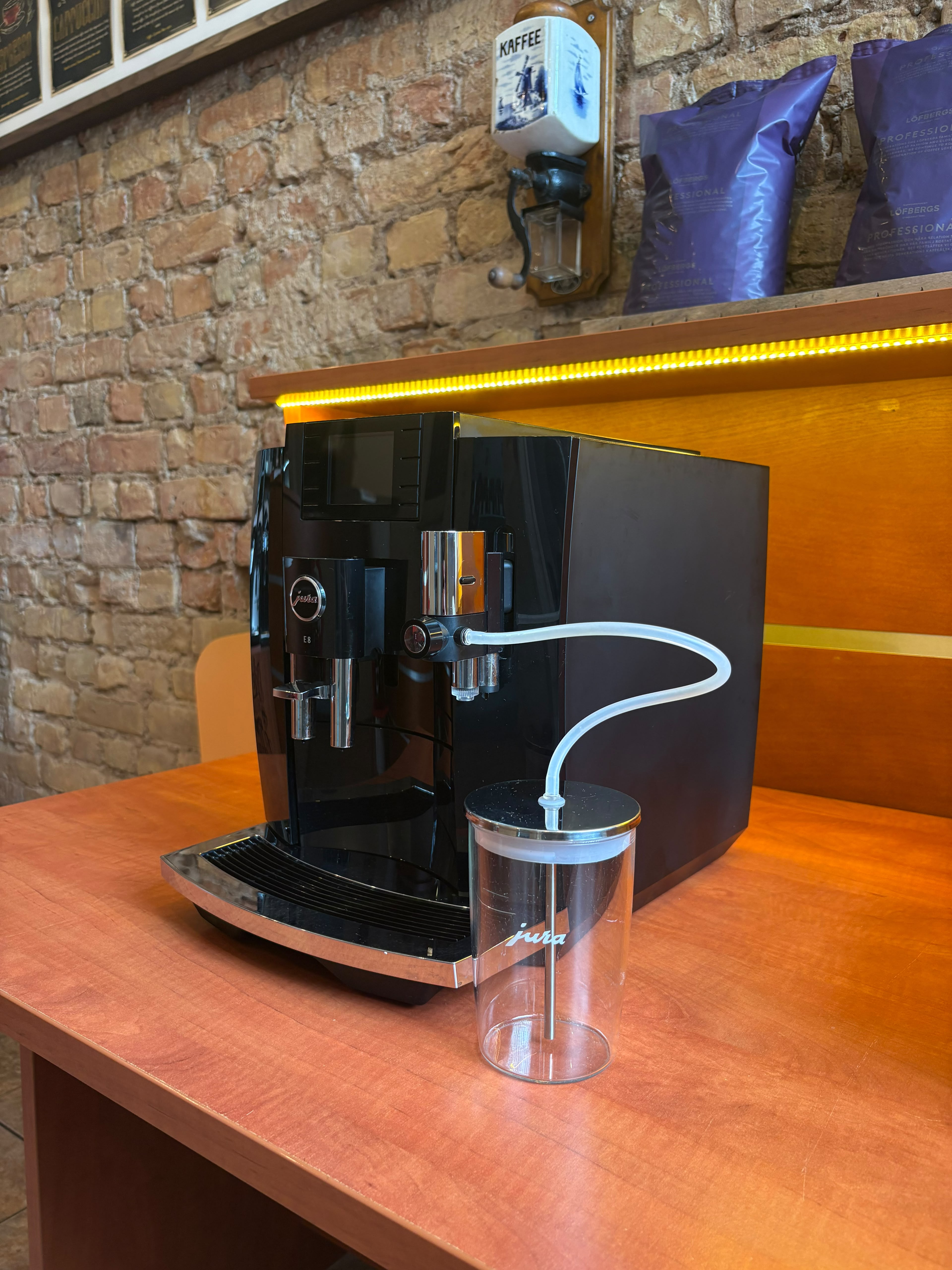 Jura E8 700eu